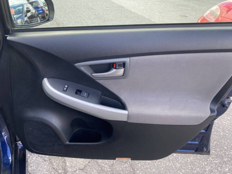 2013 Toyota Prius Two