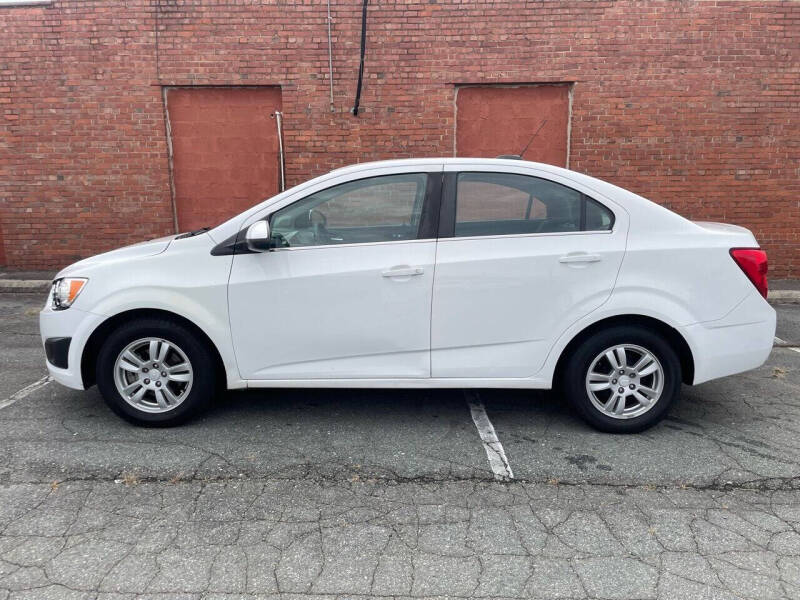 2016 Chevrolet Sonic LT Auto