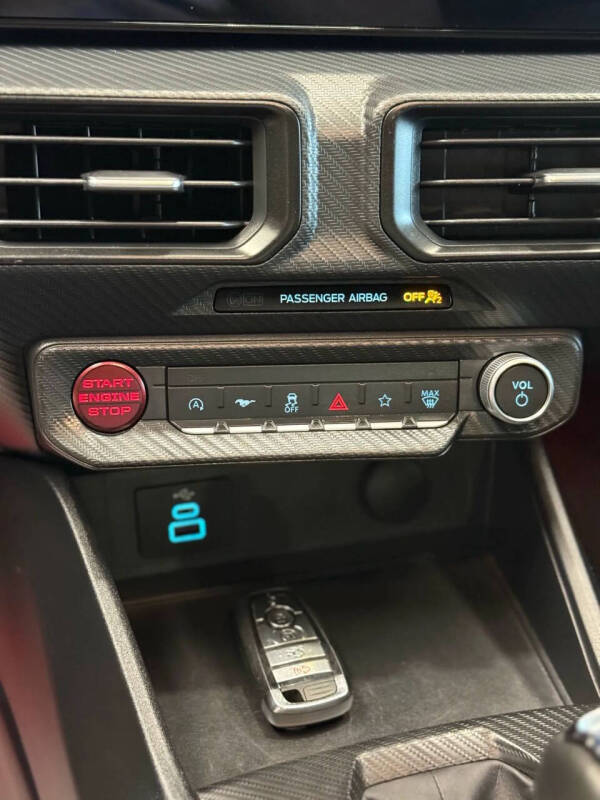 2025 Ford Mustang