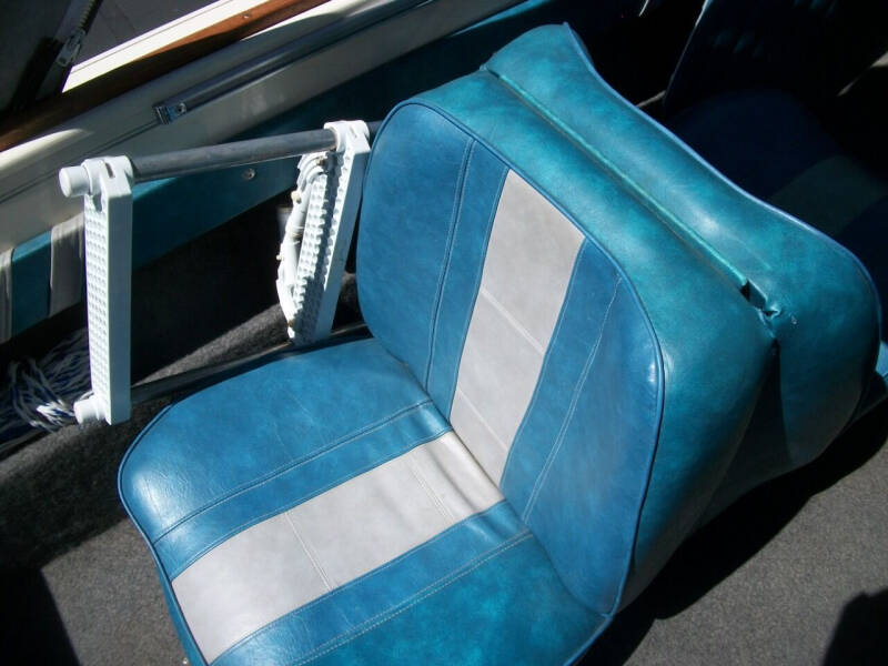 1983 Crestliner NORDIC