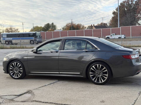 2017 Lincoln Continental Select