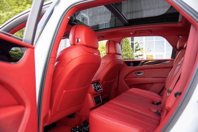 2022 Bentley Bentayga V8