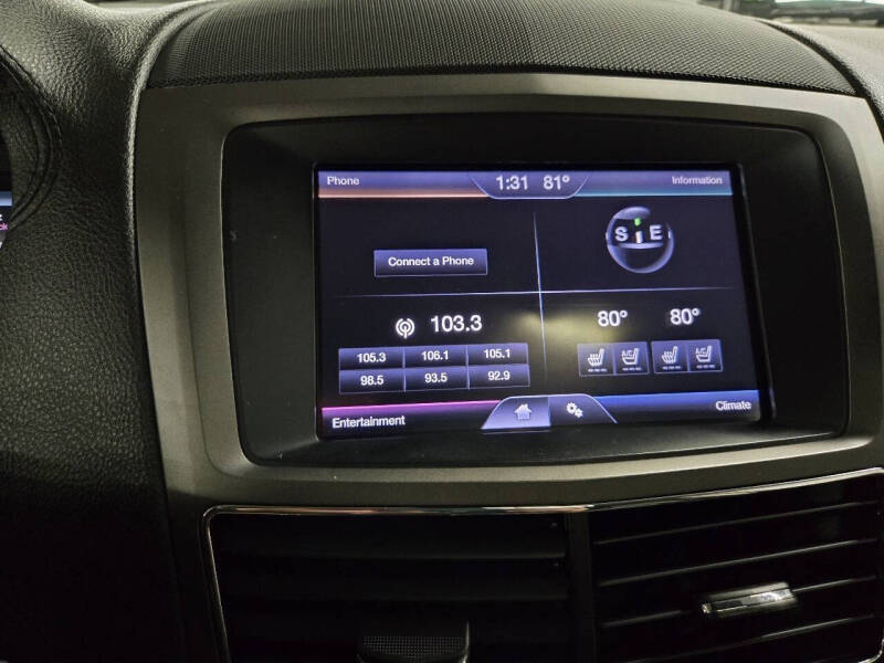 2014 Lincoln MKT