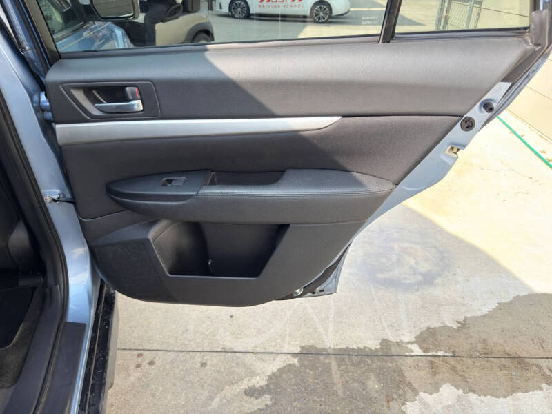 2012 Subaru Outback 2.5i Premium