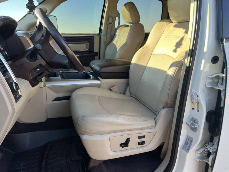 2017 RAM 3500 Laramie