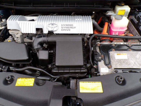 2012 Toyota Prius v Three