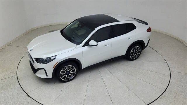 2025 BMW X2 xDrive28i
