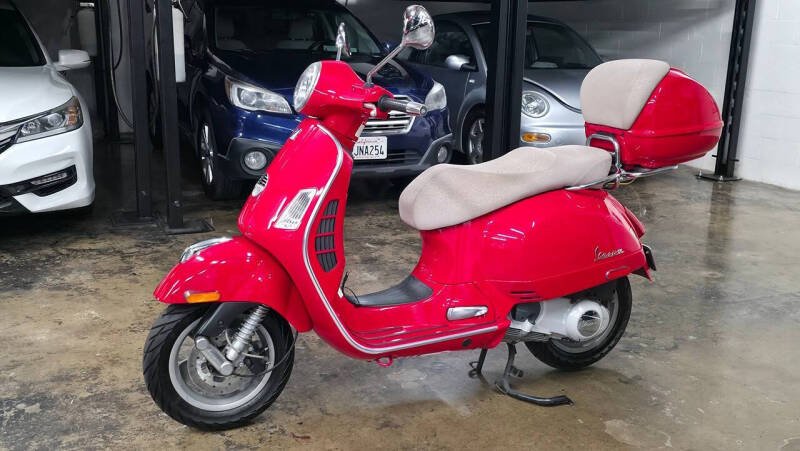 2007 Vespa GTS250ie