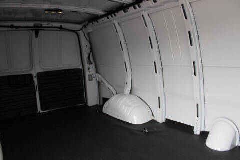 2025 Chevrolet Express 2500
