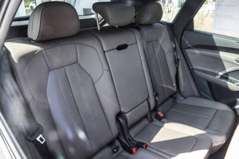 2025 Audi Q5 quattro Premium Plus TFSI