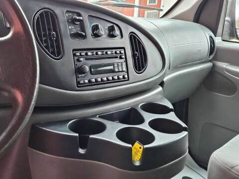 2006 Ford E-Series E-350 SD XLT