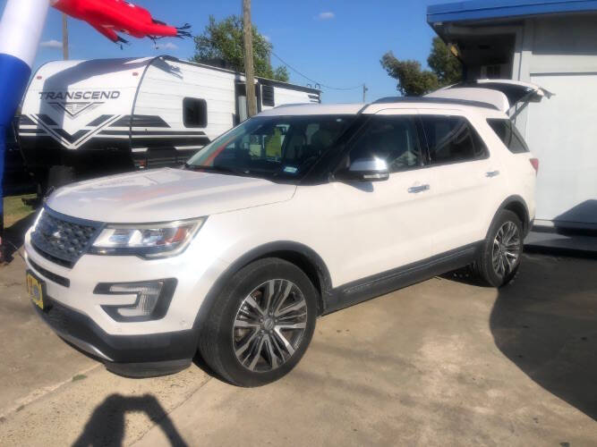 2017 Ford Explorer Platinum