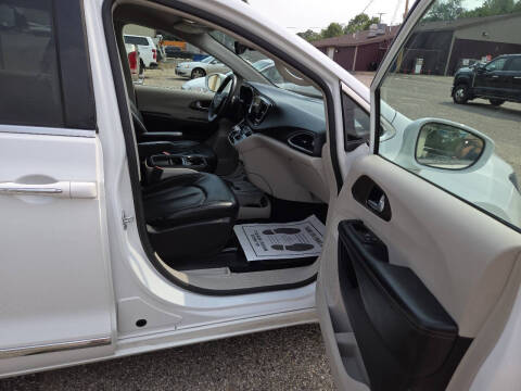 2019 Chrysler Pacifica Touring L