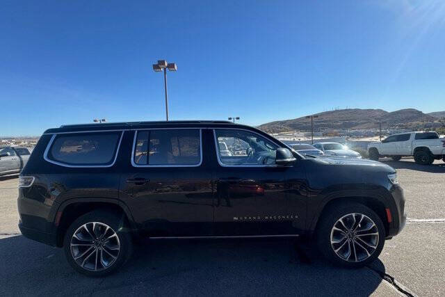 2022 Jeep Grand Wagoneer Series III