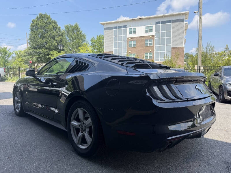 2016 Ford Mustang V6