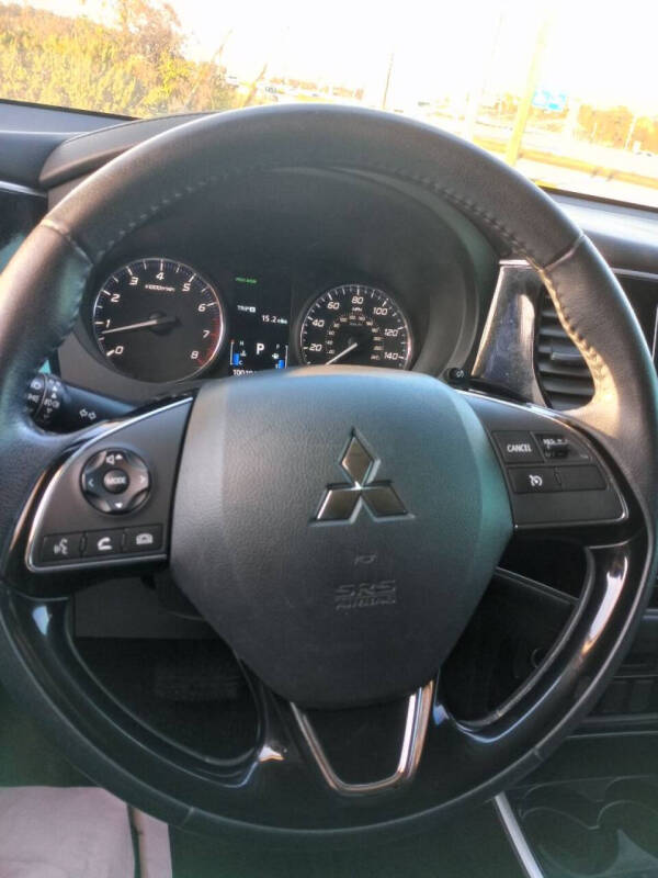 2017 Mitsubishi Outlander SE