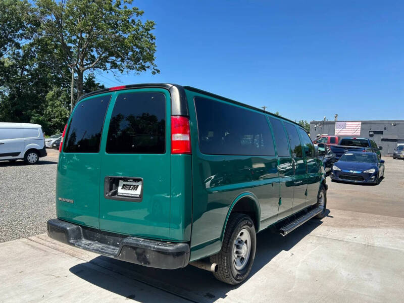 2019 Chevrolet Express LS 3500