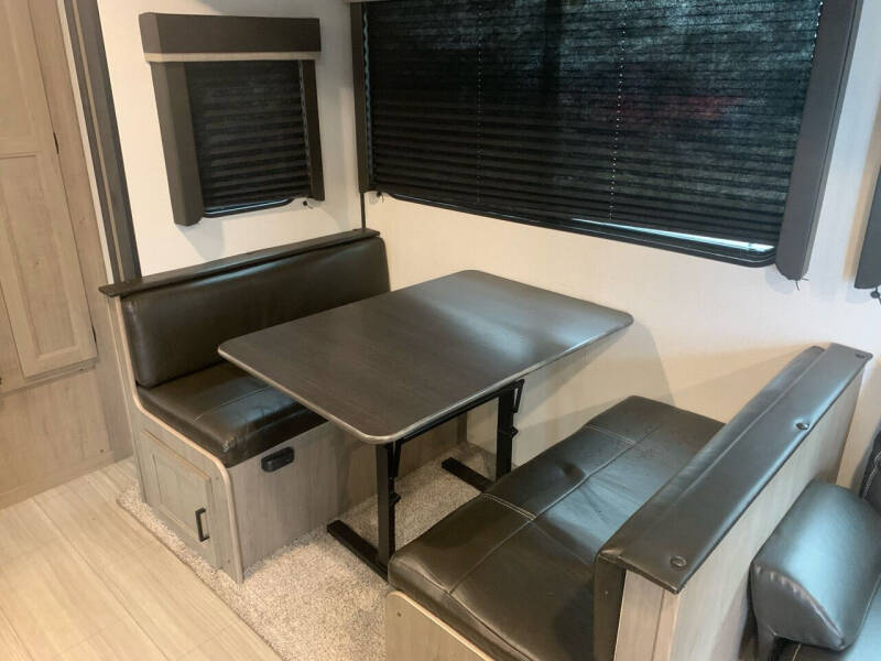 2021 FOR SALE!!    HIDEOUT M-28RKS