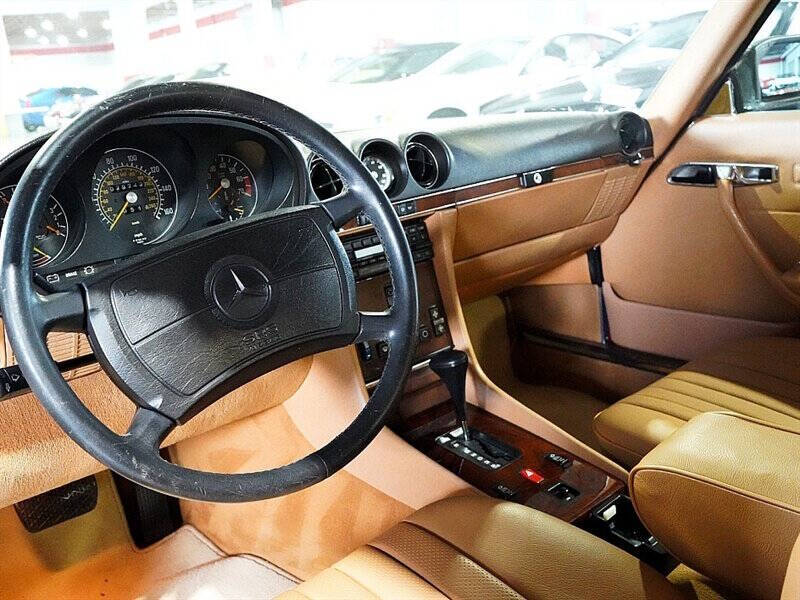 1989 Mercedes-Benz 560-Class 30