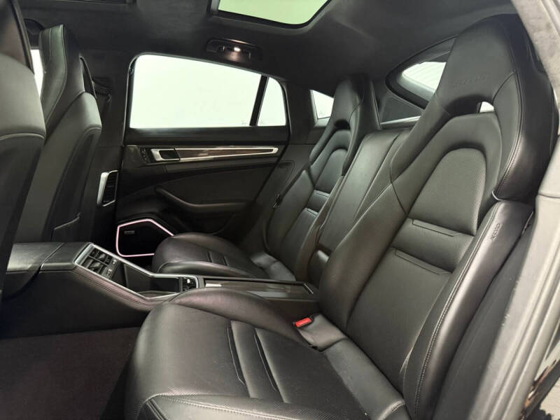 2019 Porsche Panamera Turbo