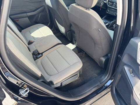 2022 Ford Escape S
