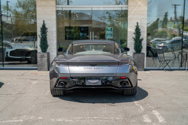2024 Aston Martin DB12 38
