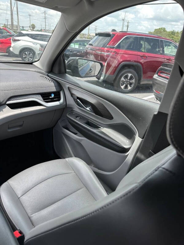 2023 GMC Terrain SLT