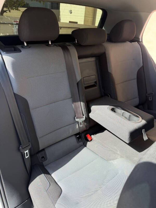 2016 Volkswagen e-Golf SE