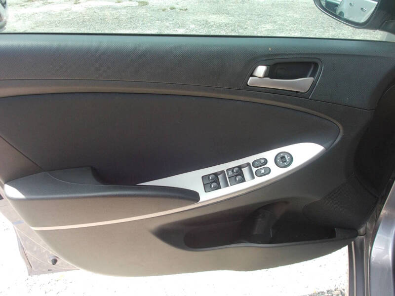 2015 Hyundai Accent GS