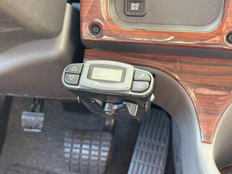 2007 Freightliner M2 106