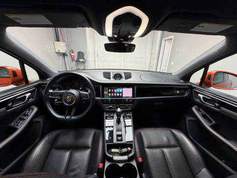 2022 Porsche Macan