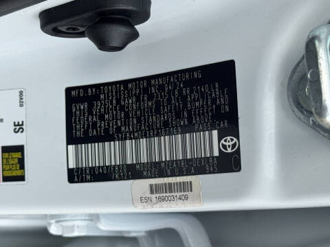 2024 Toyota Corolla LE