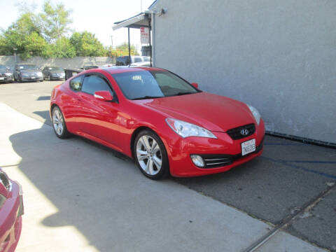 2011 Hyundai Genesis Coupe for sale at Unique Plaza Auto Sales in Sacramento CA