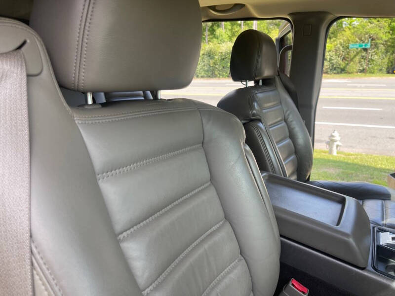 2004 HUMMER H2