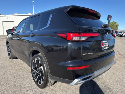 2024 Mitsubishi Outlander SE