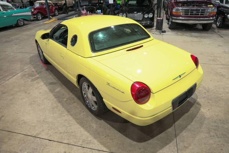 2002 Ford Thunderbird Deluxe