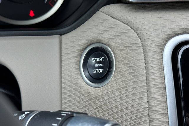 2023 Land Rover Range Rover Velar P250 R-Dynamic S