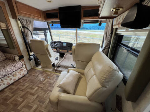 2000 Winnebago Adventurer