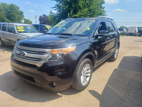 2014 Ford Explorer for sale at Car Connection in Yorkville IL