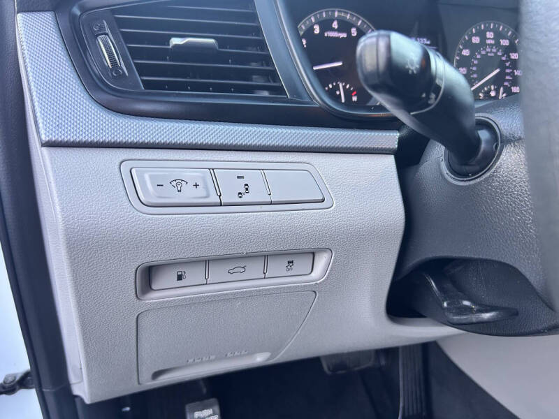 2019 Hyundai Sonata SE