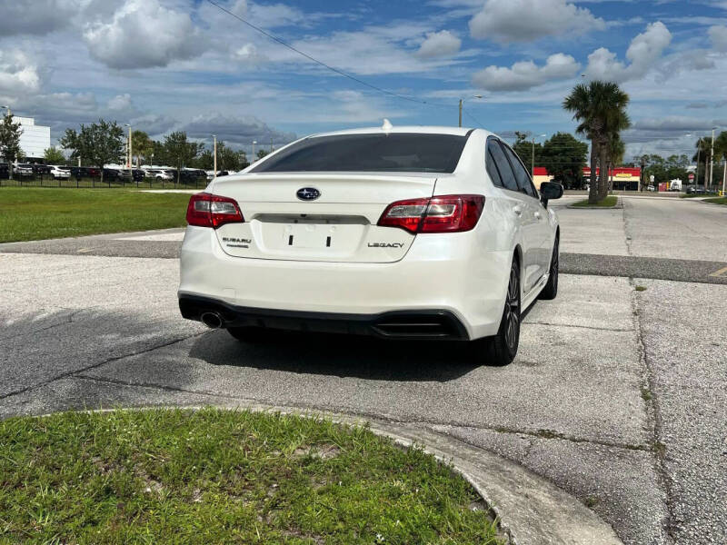2018 Subaru Legacy 2.5i Premium
