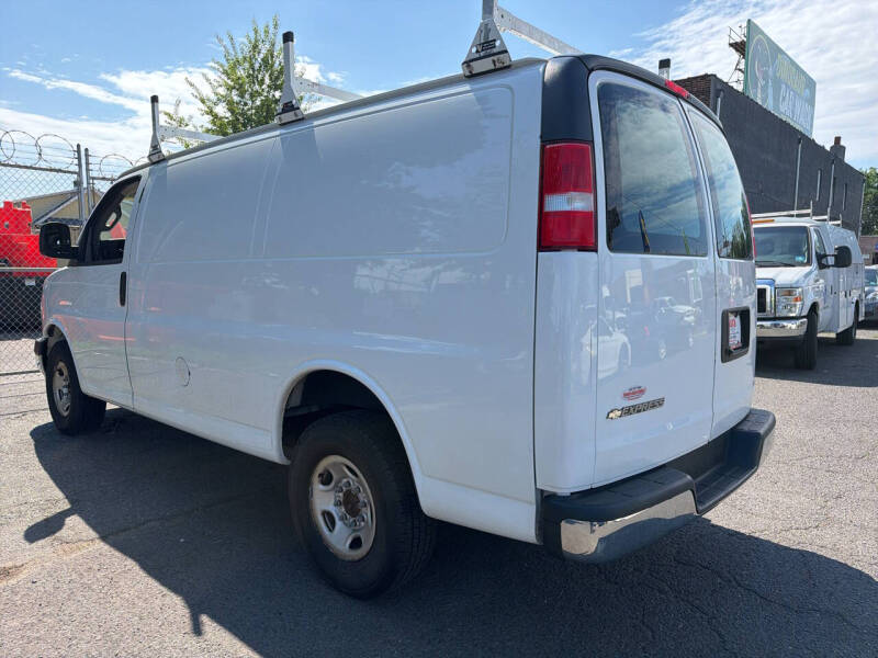 2020 Chevrolet Express 2500