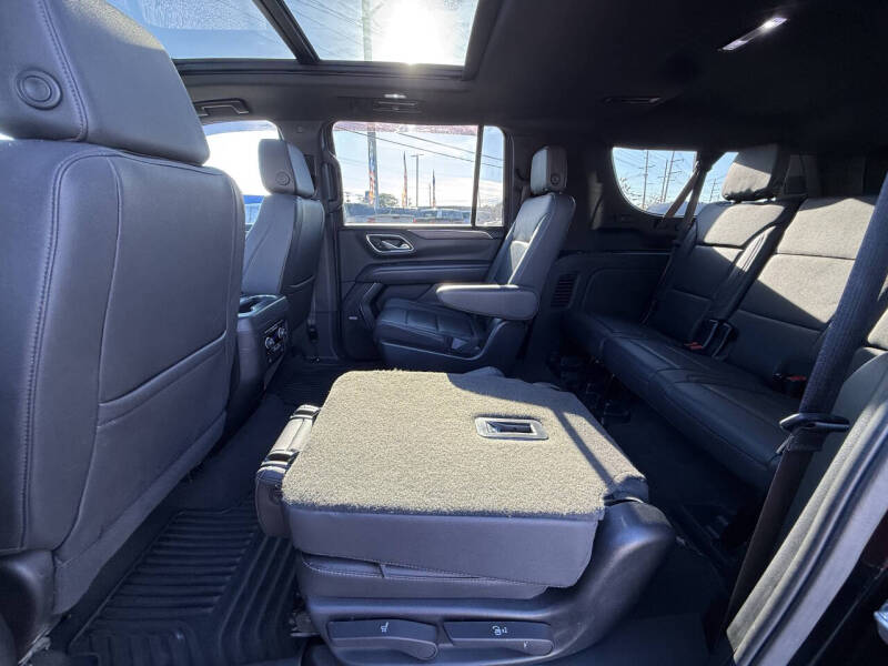 2023 Chevrolet Suburban Z71