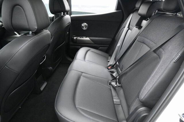 2025 Genesis GV60 Standard