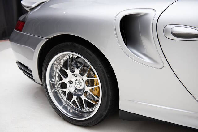 2003 Porsche 911 GT2