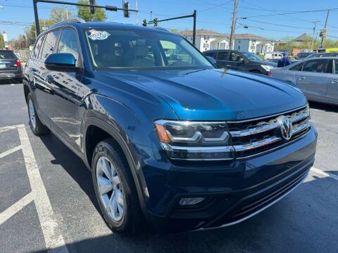 2018 Volkswagen Atlas for sale at Shaddai Auto Sales in Whitehall OH