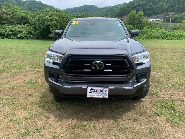 Used 2021 Toyota Tacoma SR5 with VIN 3TYSX5ENXMT009933 for sale in Hazard, KY