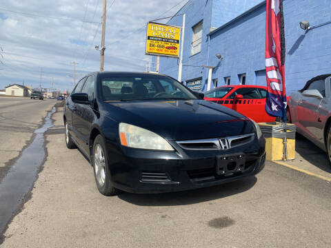 2007 Honda Accord for sale at Ideal Cars in Hamilton OH