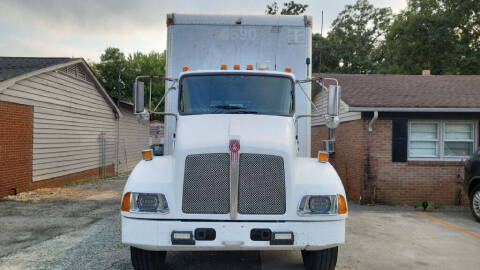 2006 Kenworth T300