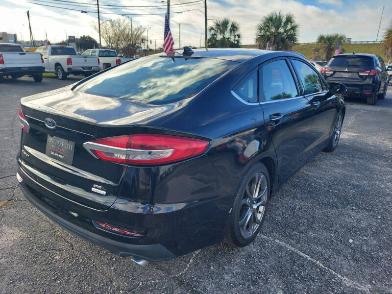 2020 Ford Fusion SEL photo 6